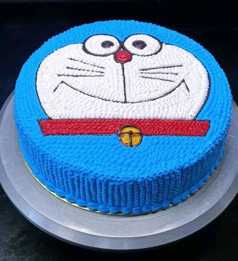 Doremon Cake Images, One Pound Cake Design, Doremon Cake Designs, Cake Sizes And Servings, Cake Designs For Kids, Decorating Icing, Birthday Cake Decorating Ideas, Cake Decorating Icing, Cake Decorating Ideas