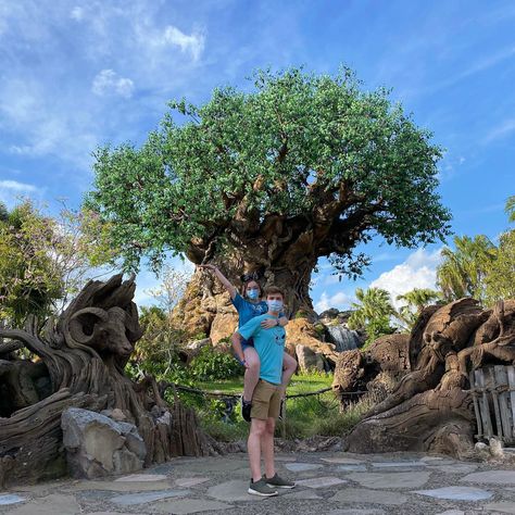 Animal Kingdom Couple Pictures, Animal Kingdom Picture Ideas, Instagram Aesthetic Pictures, Disney World Animal Kingdom, Vacation Instagram, Disney Picture Ideas, Disney 2023, Outfit Disney, Disney Photo Ideas