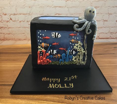 Fish Tank Cake, Aquarium Cake, Tropical Fish Tank, Tank Cake, Tropical Fish Tanks, Bday Cake, Creative Cakes, Tropical Fish, 3rd Birthday