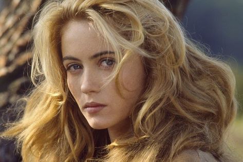 Photos: The Top 10 Most Stunning French Actresses Emmanuelle Béart, Audrey Tautou, Isabelle Adjani, Marion Cotillard, French Beauty, French Films, Photo Beautiful, Catherine Deneuve, Beautiful Memories