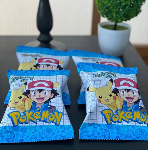 Crisp personalised bag Pokemon Favor, Pokémon Birthday, Pokemon Birthday Party, Pokemon Party, Pokemon Birthday, New Pokemon, Smash Cake, Favor Bag, Personalize Bag