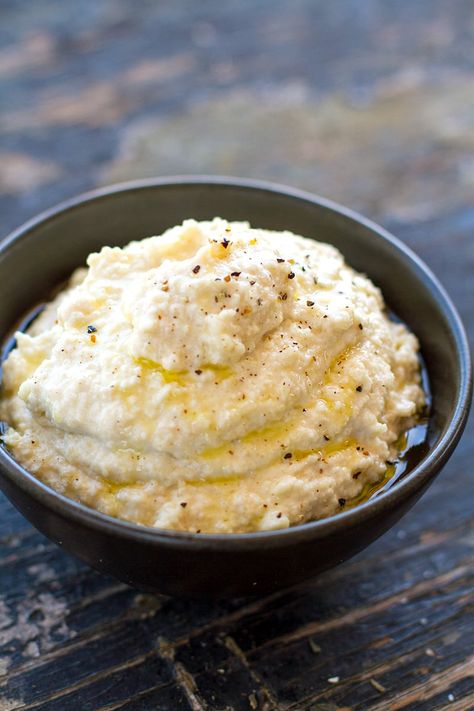 Paleo Hummus - this Middle-Eastern classic is adapted to a legume-free recipe using almonds. Delicious as a healthy dip or a spread. #hummus #paleo #almondhummus #dips #dip Paleo Hummus Recipe, Paleo Hummus, Hummus Flavors, Healthy Dip, Fit For Life, Healthy Dips, Blanched Almonds, Hummus Recipe, Vegetarian Paleo