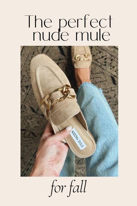 Taupe Mules Outfit, Tan Mules Outfit, Mules Shoes Outfit Work, Mules Shoes Outfit, Mule Outfit, Neutral Color Shoes, Beige Mules, Mules Outfit, Tan Mules