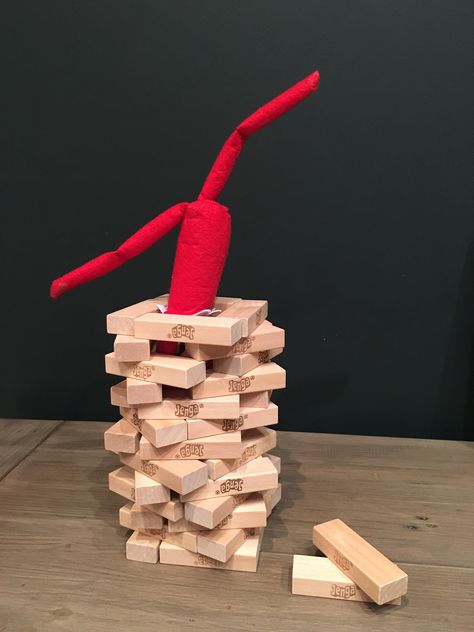 Elf Jenga, Elf On The Shelf Jenga, Elf Lollipop, Elf Ideas Easy, Toy Story Halloween, Elf Games, Awesome Elf On The Shelf Ideas, Elf Activities, Xmas Elf