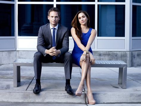 They make a good team. Meghan Markle Suits, Mike And Rachel, Patrick J Adams, Suits Tv Series, Sarah Rafferty, Suits Usa, Suits Tv Shows, Suits Tv, Gabriel Macht