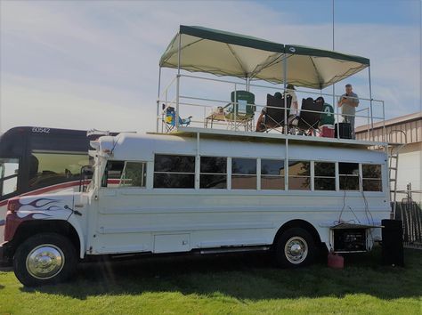 Skoolie Deck Ideas, Skoolie Deck, Double Deck Bus Conversion, Bus Roof Deck, Converted School Bus Exterior, Skoolie Raised Roof, Bus Restaurant, Converted School Bus Short, Bus Remodel