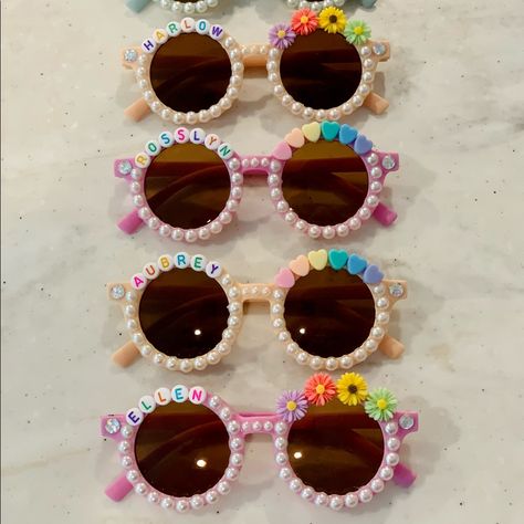 Personalized Kid Sunglasses For Your Stylish Little! Made For Boys And Girls! Best Fits Kids 7y And Younger. Older Kid Options Coming Soon! Personalized To Fit Your Kids Style! Message Me For Details! Buy 3 And Save! Diy Kids Sunglasses, Homemade Accessories, Diy Sunglasses, Beaded Sunglasses, Diy Hair Accessories Ribbon, Personalized Sunglasses, Kids Homemade, Girl Accessories, Wine Night