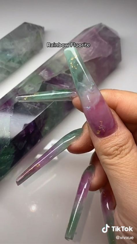 Beauty Is Pain, Crystal Pen, Amazing Nail Art, Transparent Nails, Get Nails, Diy Crystals, Crystal Nails, Rainbow Fluorite, Nail Technician