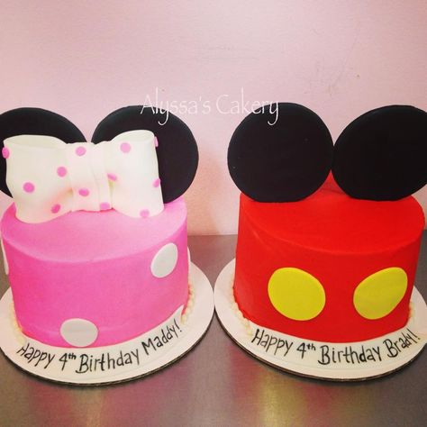 Mickey And Minnie Smash Cakes, Disney Themed First Birthday, Mickey Smash Cake, Minnie Mouse Smash Cake, Twin Birthday Themes, Babies 1st Birthday, Mickey And Minnie Cake, Mickey First Birthday, Twins First Birthday