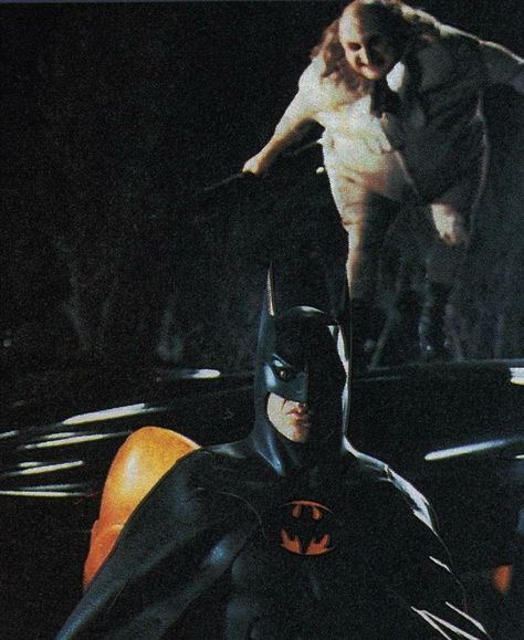 Batman Vs The Penguin From Returns Batman Returns Penguin, The Penguin Batman, Batman 89, Batman And Robin 1997, Batman Returns 1992, Michael Keaton Batman, Keaton Batman, Batman 1989, In The Pale Moonlight