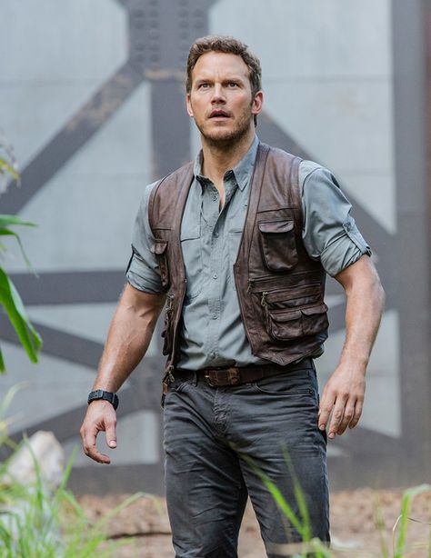 Chris Pratt Jurassic World Outfit, Chris Pratt Jurassic World, Owen Jurassic World, Jurassic World Chris Pratt, Owen Grady, Actor Chris Pratt, Jurassic Park Film, Film Journal, Jurrasic Park