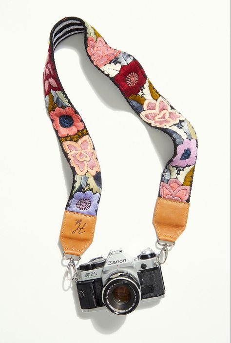 Vintage Camera Strap, Cute Camera, Girly Phone Cases, Dslr Cameras, Ethical Fashion Brands, Camera Straps, Electronic Gifts, Camera Strap, Cameras And Accessories