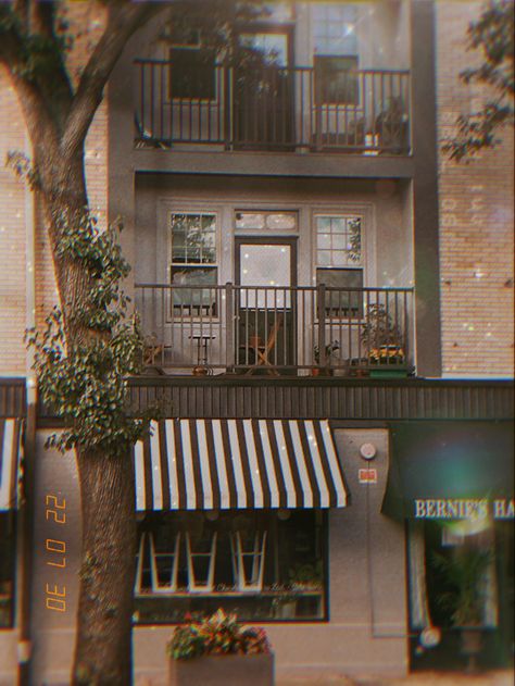 Apartments Above Shops, Downtown Apartment Exterior, Small City Apartment Aesthetic, Store With Apartment Above, Small Town Apartment, Bloxburg Downtown, City Apartment Balcony, City Apartment Aesthetic, Apartment Outside