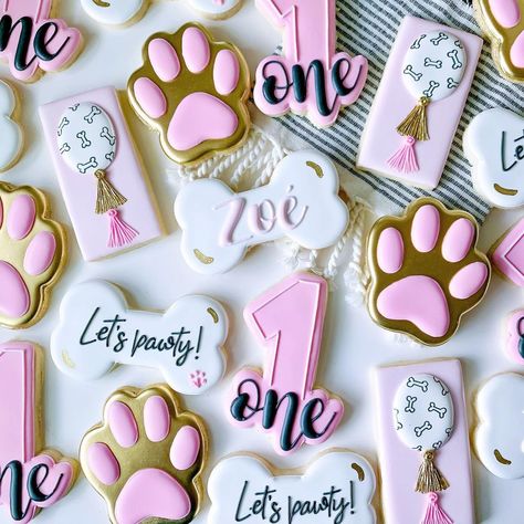 Puppy Smash Cake 1st Birthdays, Let’s Pawty Birthday, Lets Pawty Birthday Theme, Puppy First Birthday Party, Girl Dog Birthday Party, Puppy Birthday Theme, Puppy Cookies, Dog Bday, Poppy Birthday