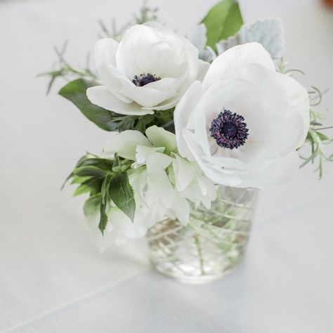 Anenome Flower, Anemone Wedding, Table Florals, Event Centerpieces, F1 2024, Anemone Bouquet, White Floral Arrangements, Spring Bridal Shower, Peonies And Hydrangeas