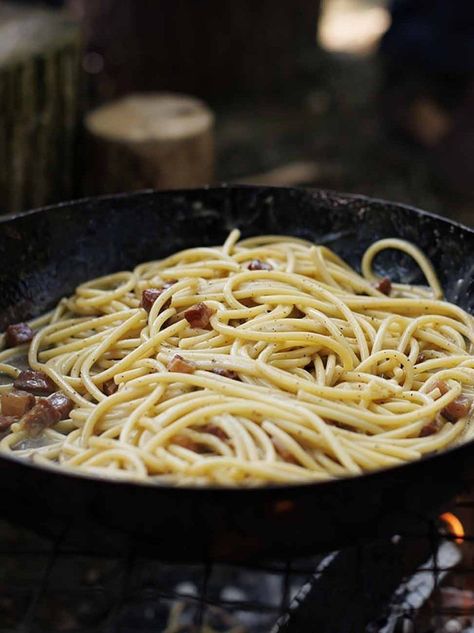 Bucatini carbonara | Jamie Oliver recipes Bucatini Carbonara, Fakeaway Recipes, Carbonara Recipe, Jamie Oliver Recipes, 15 Minute Meals, Chicken Pasta Recipes, Healthy Family Meals, Love And Care, Quick Healthy Meals