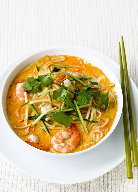 Prawn Laksa, Quick Meals For Two, Laksa Recipe, Curry Laksa, Asian Soups, Spicy Noodle, Asian Street Food, Spicy Noodles, Fish Soup