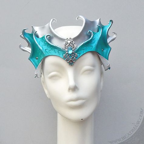 leather mermaid crown Sea Crown, Leather Costume, Crown Drawing, Leather Crown, Crown Art, Mermaid Crown, Dress Design Drawing, Mermaid Outfit, Sea Design