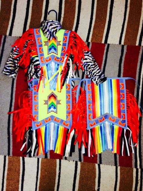 Grass dancd Grassdance Regalia, Grass Dance Regalia, Grass Outfit, Grass Dancer, Grass Dance Outfits, Powwow Outfits, Native Regalia, Native Outfits, Dancing Outfits