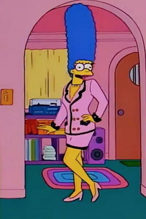 Homer And Marge, Fashion 1990s, Simpsons Drawings, Marge Simpson, Chanel Suit, Kitty Drawing, Hello Kitty Drawing, Couple Drawings, The Simpsons