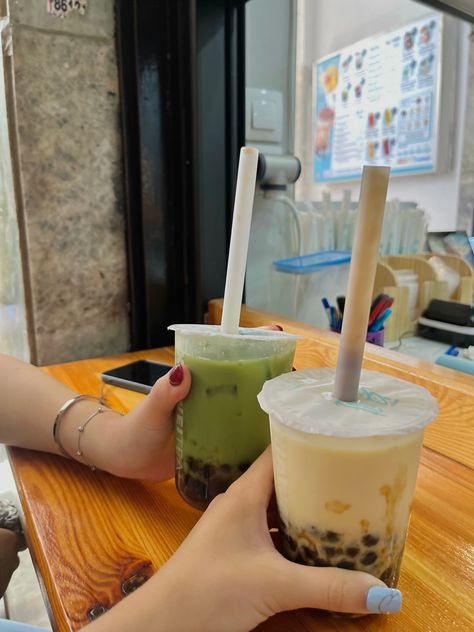 Boba Friends Aesthetic, Getting Boba With Friends, Boba Date Aesthetic, Bestie Dates Ideas, Friend Dates Aesthetic, Sister Dates, Bestie Dates, Bestie Activities, Date With Bestie