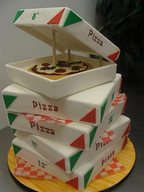 Gateau Harry Potter, Dessert Oreo, Realistic Cakes, Pizza Cake, Pizza Design, Pizza Boxes, Crazy Cakes, Cake Boss, Unique Cakes