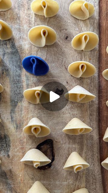 Danny Freeman on Instagram: "Funghetti is a great shape to try if you’re learning how to make fresh pasta! Use the rim of a wine glass to cut out circles. Loosely fold the dough in half, then fold the sides down and pinch to form the shape!" Diy Pasta Shapes, Easy Pasta Shapes By Hand, How To Make Different Pasta Shapes, Pasta Shapes By Hand, Fresh Pasta Shapes, Filled Pasta Shapes, Types Of Pasta Shape, Fun Pasta Shapes, Pasta Shapes