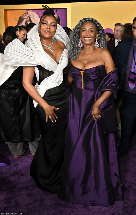 She posed for a photo with actress Margaret Avery, who portrayed Shug Avery in the original version of The Color Purple Shug Avery, Voluminous Updo, Purple Satin Dress, Fantasia Barrino, Danielle Brooks, Purple Boots, The Color Purple, Taraji P Henson, Purple Gowns