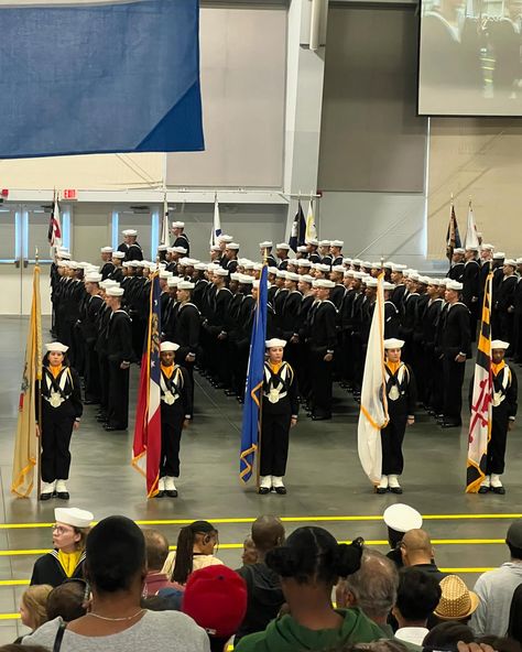 He did it! He is a US Navy sailor! Anchors aweigh son! #gonavy Royal Navy Aesthetic, Us Navy Aesthetic, Navy Aesthetic Military, 2025 Collage, Navy Bootcamp, Us Navy Women, Basic Training Graduation, Us Navy Sailor, College Plan