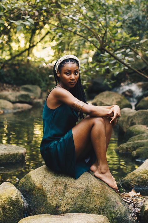 Yemaya Photoshoot Ideas, Earth Tone Photoshoot Black Women, Nature Goddess Photoshoot Ideas, Photo Shoots In Nature, Outdoor Photoshoot Ideas For Women Black, Nature Theme Photoshoot, Rain Forest Photoshoot, Earthy Photoshoot Nature, Spiritual Photoshoot Black Women