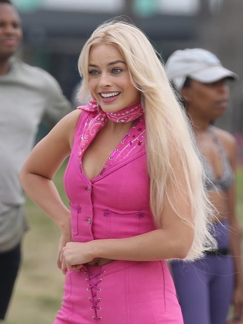 Margot Robbie Hair, Margot Robbie Photos, Margot Robbie Harley Quinn, Margot Robbie Harley, Barbie Hair, Blonde Hair Inspiration, Barbie Movies, Margot Robbie, Barbie Girl