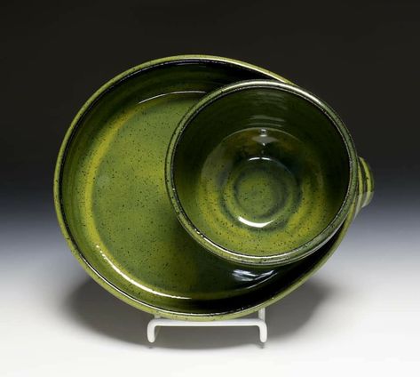 Deep Olive Speckle over Obsidian on B-mix. LOVE! Amaco Deep Olive Speckle Combinations, Amaco Deep Olive Speckle, Deep Olive Speckle Glaze Combinations, Ceramics Glazing, Spectrum Glazes, Ceramic Glazing, Glaze Combinations, Speckle Glaze, Ceramic Glaze Recipes