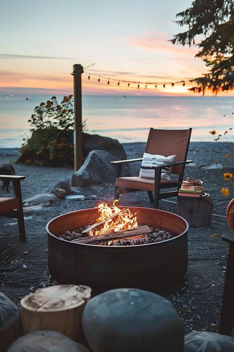 Explore cozy beach fire pit ideas perfect for sunset gatherings with friends and family, ensuring memorable evenings by the water. This is an inspiring visual accompaniment showcasing various fire pit set-ups. Beach Bonfire Ideas, Fire Pit Safety, Beach Fire Pit, Picture Friends, Paddling Pool, Beach Fire, Porch Windows, Balcony Bar, Tabletop Firepit