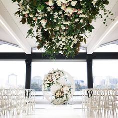 Currently dreaming about this ceremony set up... Styling by @thestyleco + Photography by @hikariphotography x Carousel Albert Park, Floral Ceiling, Iconic Weddings, Albert Park, Wedding Altars, Wedding Ceremony Backdrop, Trendy Flowers, Ceremony Backdrop, Wedding Background