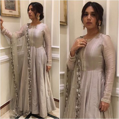 Bhumi Pednekar Plain Anarkali With Heavy Dupatta, Anarkali With Heavy Dupatta, Plazo Outfits, Plain Anarkali, Desi Attire, Bhumi Pednekar, Heavy Dupatta, Casual Frocks, Punjabi Outfits