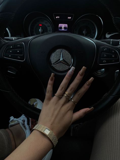 Nails On Steering Wheel, Mercedes Wheels, Mercedes Cars, Inspiration Nails, Money Pictures, Good Instagram Captions, Glow Nails, Nail Photos, Luxury Aesthetic