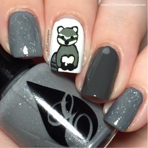 25 Sweetpeas: Woodland Animals: Raccoon Nail Art Woodland Animal Nail Art, Raccoon Nails, Nails Animals, Ombre Nail Art Designs, Animal Nail Art, Wow Nails, Lovely Nails, Cute Nail Art Designs, Nail Pictures