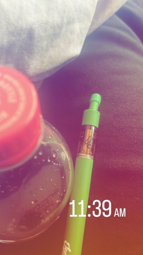 Thc Pen, Carts Pen, Carts Thc, Impulsive Ideas, Girly Graphics, Easy Love Drawings, Pretty Pens, Spark Up, Alcohol Aesthetic