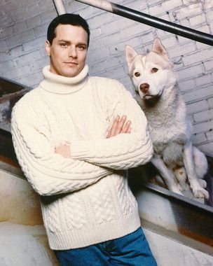 Due South  Paul Gross Benton Fraser, Paul Gross, Buddy Ebsen, Donna Mills, Due South, Mystery Show, Dog Hero, Canadian Men, Private Eye