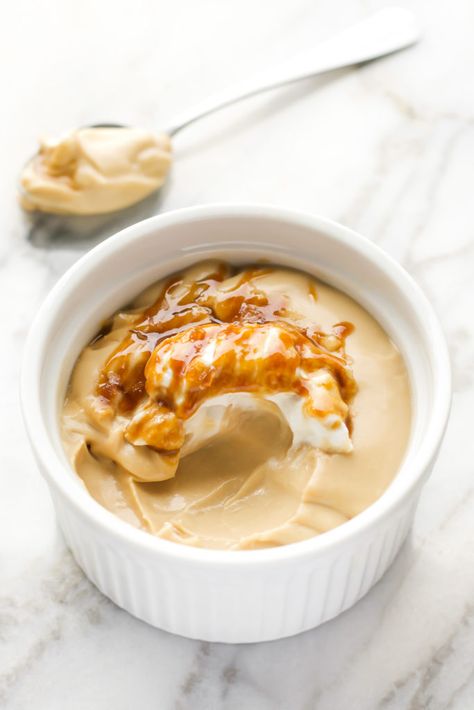 Salted Caramel Pudding, Caramel Pudding Recipe, Vegan Salted Caramel, Caramel Pudding, Desserts Vegan, Cake Vegan, Oreo Dessert, Vegan Dessert Recipes, Vegan Treats