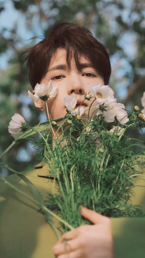 #LAYZHANG #EXO #ZHANGYIXING #SHEEP #HONEY #NAMANANA Gq China, Gq, Exo, China, On Twitter, Twitter, Flowers