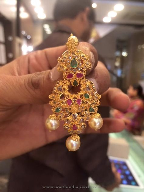 Gold Uncut Diamond Earrings Designs, Uncut Diamond Earrings Collections. Uncut Diamond Earrings Indian Gold, Uncut Diamond Earrings, Diamond Earrings Designs, Classy Jewellery, Diamond Earrings Indian, Diamond Jhumkas, Gold Necklace Wedding, Jhumka Designs, Gold Earrings Indian