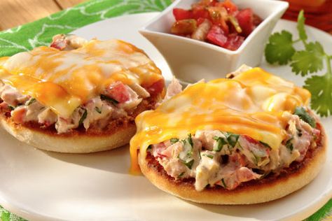 Open-Faced Tuna Melt | 21 Toaster Oven Recipes You Can Make In 15 Minutes Or Less Cuisinart Recipes, Countertop Cooking, Toaster Oven Cooking, Sandwich Melts, Broiled Grapefruit, Convection Oven Recipes, College Recipes, Tuna Melt Recipe, Toaster Oven Recipes