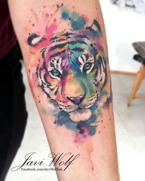 Watercolor tattoo Tiger Watercolor Tattoo, Tiger Tattoo Small, White Tiger Tattoo, Tiger Hand Tattoo, Tiger Watercolor, Lioness Tattoo, Watercolor Tiger, Tiger Tattoo Design, Forest Tattoos