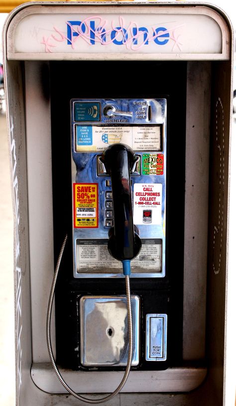 Telephone Booth, Old Technology, Free High Resolution Photos, Eleven Paris, Vintage Phones, Phone Booth, Funny New, Old Phone, Telephones