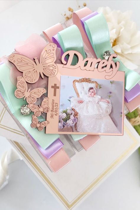 Butterfly Theme First Birthday, Birthday Picture Frame, Butterfly Party Favors, Baptism Party Favors, Theme First Birthday, Baptism Photos, Baby Photo Frames, Rose Gold Butterfly, First Birthday Pictures