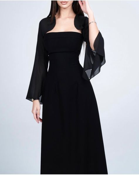 Wedding Guest Dress Modest, Elegant Long Sleeve Wedding Dresses, Girly Style Outfits, Dress Kondangan, School Dance Dresses, Dress Modest, Elegant Dresses Classy, Trendy Dress Outfits, Woman Suit Fashion