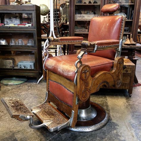 Antique Liquidators on Instagram: “Always something new in our showroom. This antique Koken barber chair is a beauty. #BarberShop #BarberChair #VintageBarber #Koken #haircut…” Barbershop Chair, Traditional Barber Shop, Vintage Black Barbershop, Koken Barber Chair Vintage, Barber Chair Vintage, Antique Barber Chair, Barber Chair For Sale, Best Hairdresser, Barber Chairs