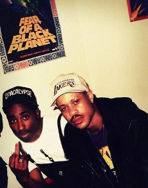 2Pac and Guru of Gangstarr. #HipHopLegends History Of Hip Hop, Gang Starr, Hip Hop Classics, Real Hip Hop, Hip Hop And R&b, Gangsta Rap, Tupac Shakur, Rap Artists, The Don