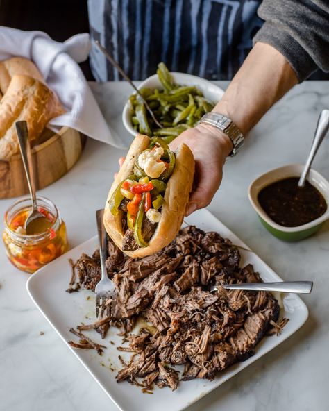 Recreate 'The Bear' Italian beef sandwich with a real Chicago sandwich king's recipe - Good Morning America Chicago Beef Sandwich Recipe, Chicago Sandwich, Chicago Italian Beef Recipe, Chicago Beef Sandwich, Chicago Beef, Italian Beef Recipe, Chicago Italian Beef, Gma Recipes, Italian Beef Sandwich